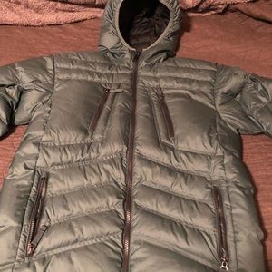 NWOT marmot down jacket